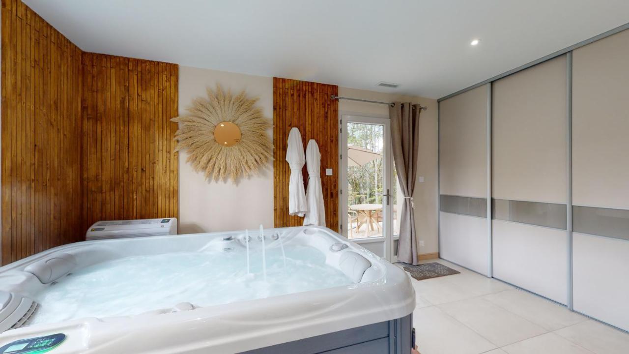 Gite Spa & Nature Saint-Chamassy Exteriör bild