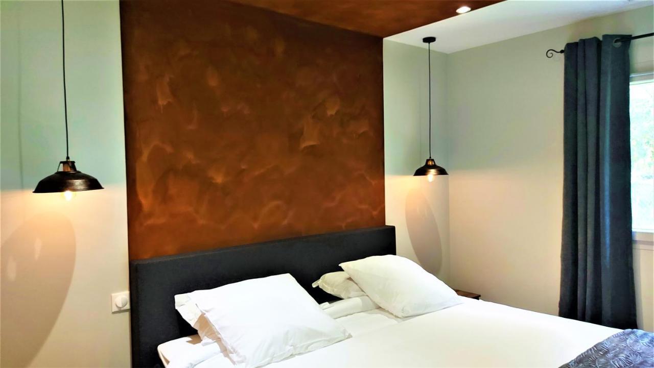 Gite Spa & Nature Saint-Chamassy Exteriör bild